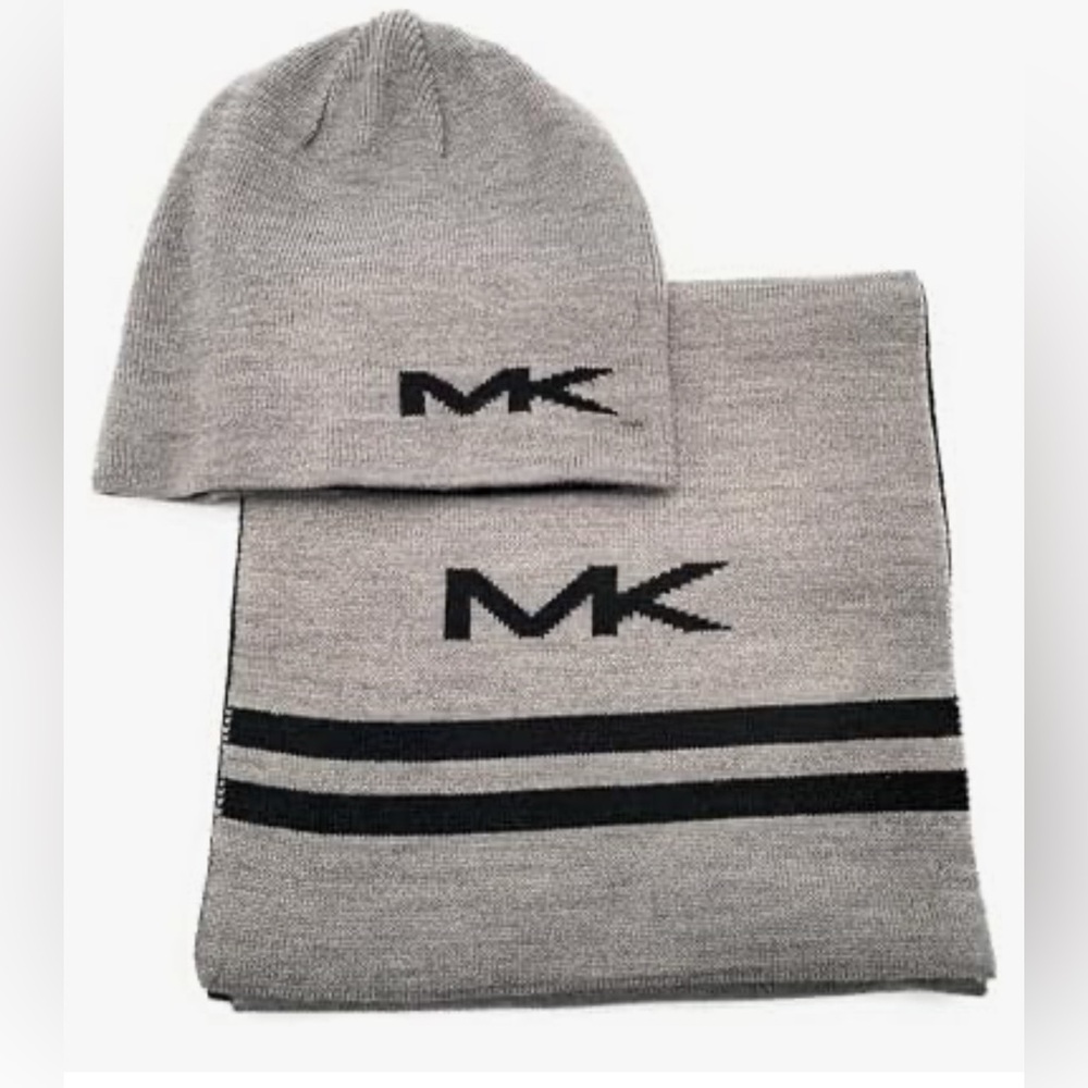 Michael Kors Grey/Black 2pc Beanie & Scarf Set - Size O/S Unisex AUTHENTIC NEW - Picture 3 of 7